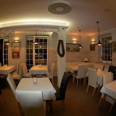 Goscinne Pod Knotem * Karwienskie Bloto Drugie