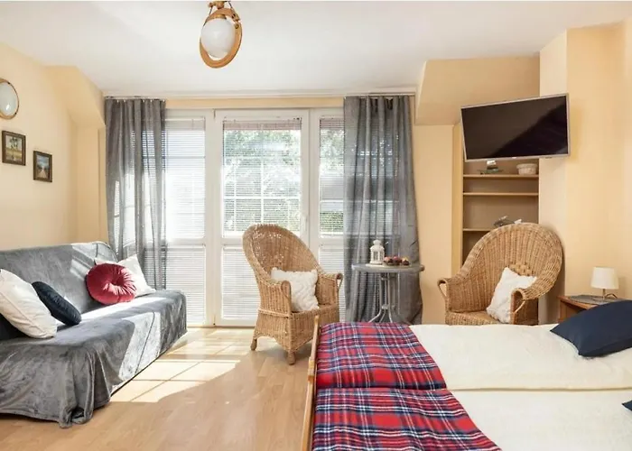 Goscinne Pod Knotem * Karwienskie Bloto Drugie